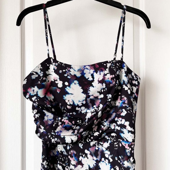 MARCIANO Night Motion Ruched Dress NWT - Picture 5 of 13